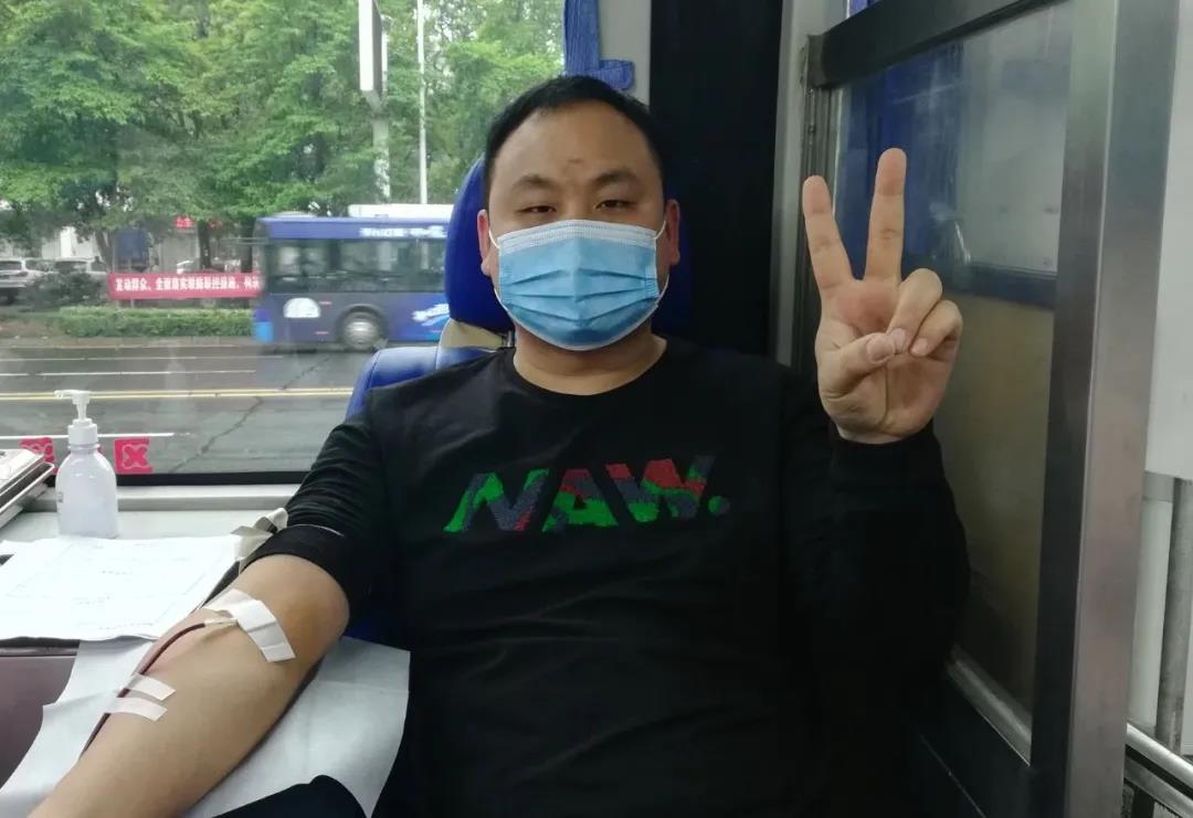 爱心献血，，，，温暖中国，，，，湖南万达在行动！
