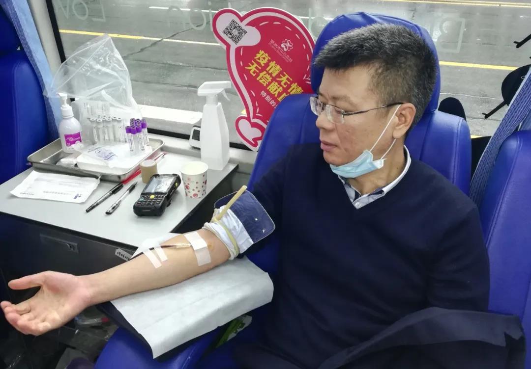 爱心献血，，，，温暖中国，，，，湖南万达在行动！