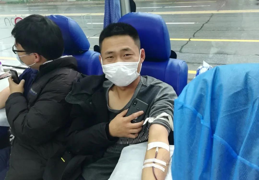 爱心献血，，，，温暖中国，，，，湖南万达在行动！
