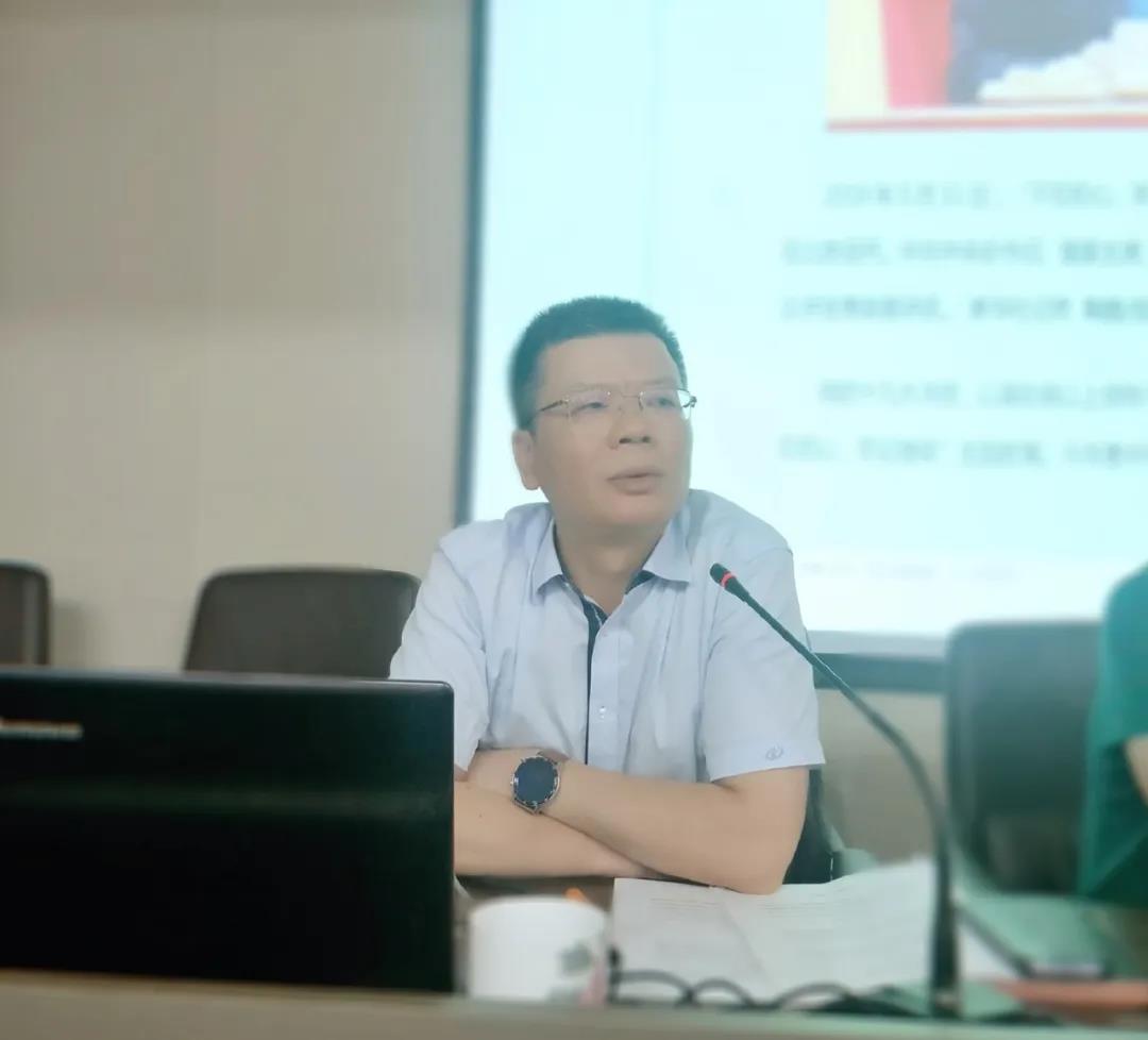 热烈庆祝建党99周年，，，，，湖南万达组织全体主干召开“不忘初心、切记使命”主题教育运动