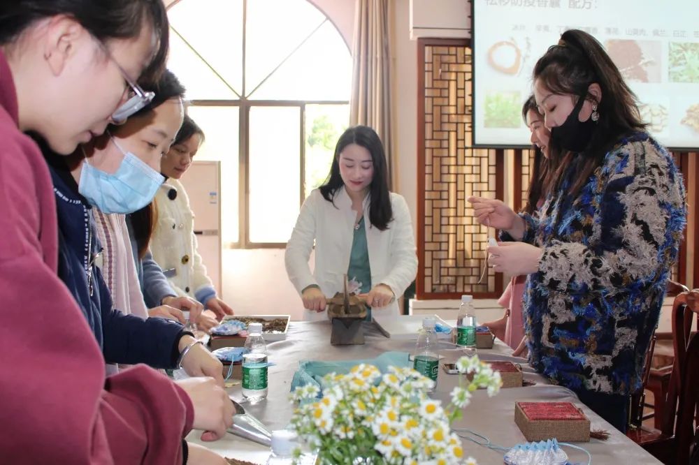 我司开展富厚多彩的庆“三·八妇女节”系列活动 - 公司要闻 - 湖南万达项目治理有限公司【官网】