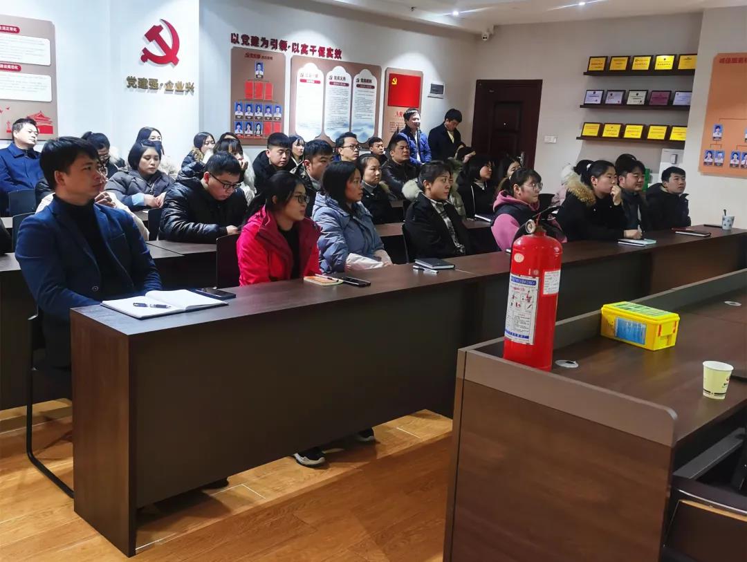 关注消防 生命至上——我司开展2020年消防清静培训！ - 公司要闻 - 湖南万达项目治理有限公司【官网】