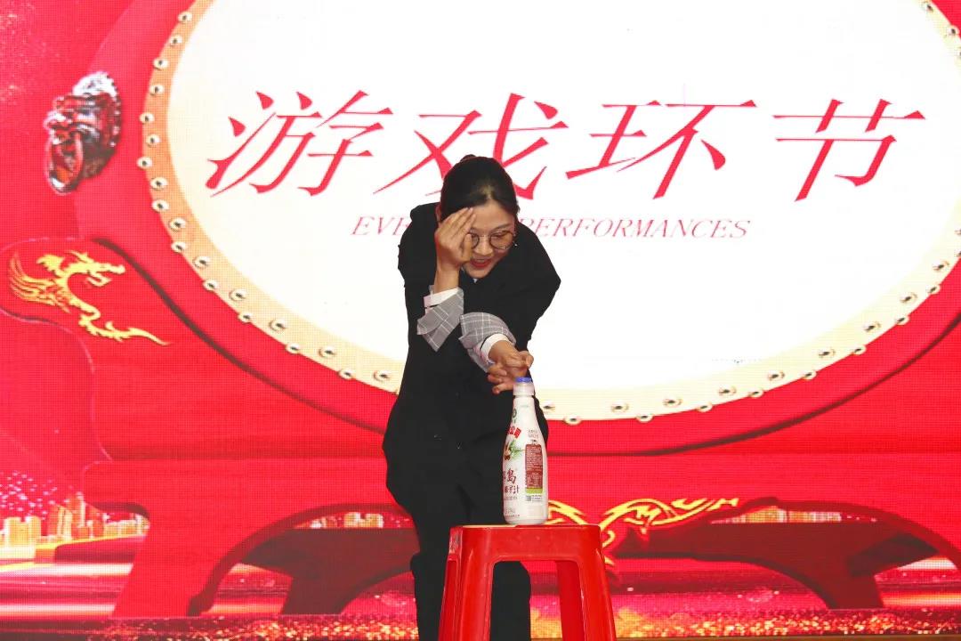 湖南万达—2021年员工发动大会暨2020年度表扬大会 - 公司要闻 - 湖南万达项目治理有限公司【官网】
